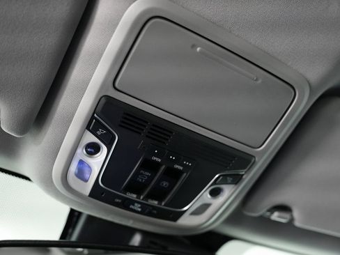 Used 2017 Honda Pilot Elite image 60