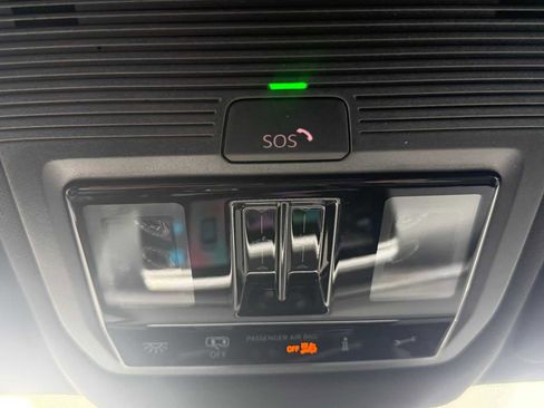 New 2026 Volkswagen Atlas Cross Sport SE image 22