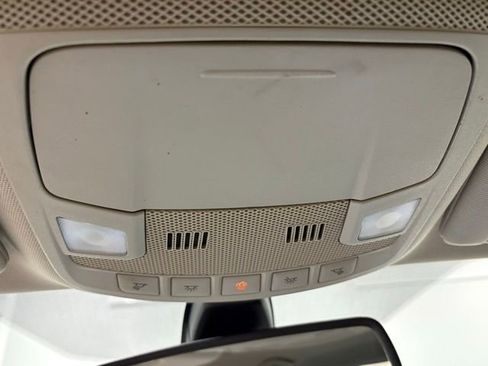 Used 2020 Ford Fusion SE image 28