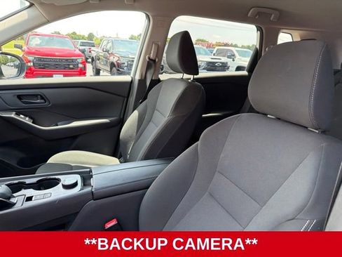 Used 2024 Nissan Rogue S AWD/4WD image 10