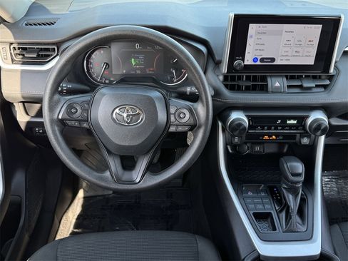 Used 2024 Toyota RAV4 LE image 10