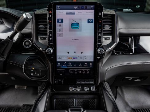 Used 2025 RAM 3500 Limited image 23