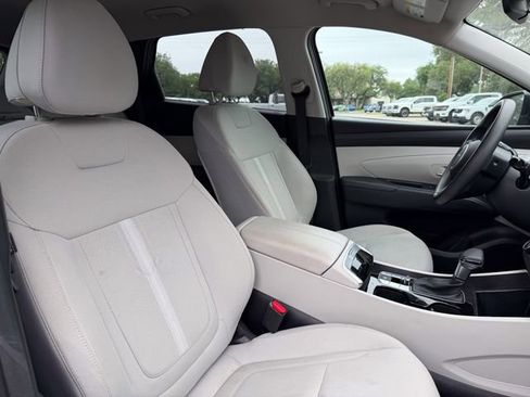 Used 2025 Hyundai Tucson SEL AWD/4WD image 16