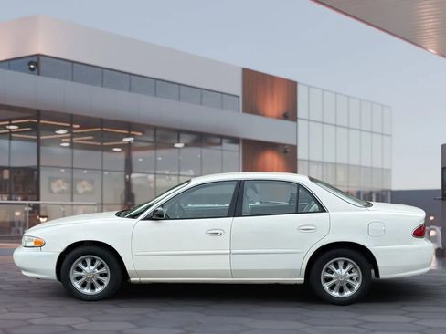 Used 2005 Buick Century Sedan image 3