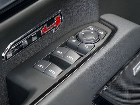 New 2026 GMC Sierra 1500 AT4 w/ AT4 Premium Package AWD/4WD image 17