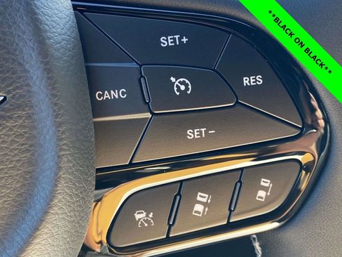 New 2026 Chrysler Pacifica Select w/ S Appearance Package image 51