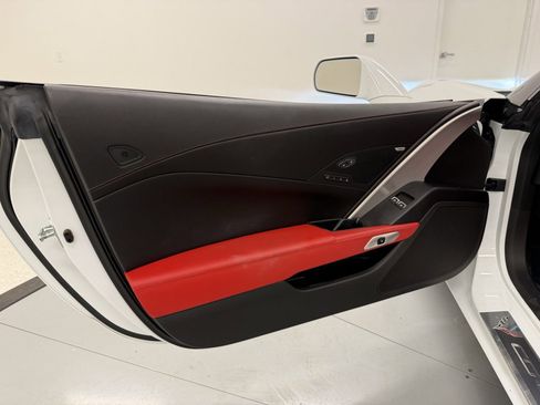 Used 2017 Chevrolet Corvette Stingray Convertible w/ 2LT Preferred Equipment Group image 36