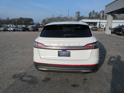 Used 2023 Lincoln Nautilus Reserve w/ Equipment Group 201A image 4