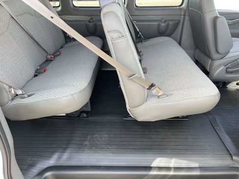 New 2025 GMC Savana 3500 LS RWD image 27
