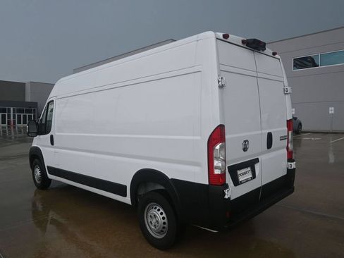 Used 2024 RAM ProMaster 2500 FWD image 14