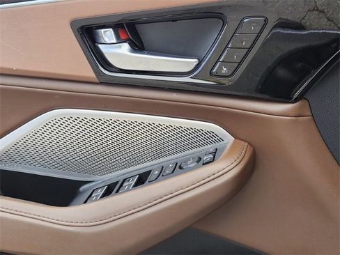 Used 2022 Acura MDX FWD w/ Technology Package image 26