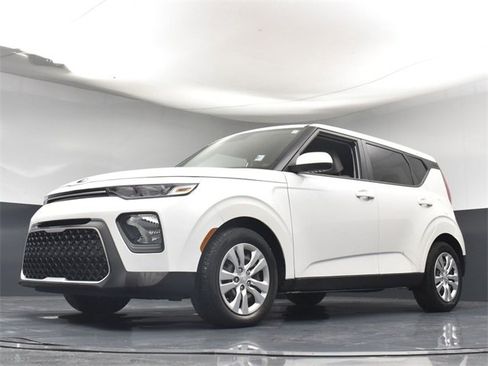 Certified 2021 Kia Soul LX image 32