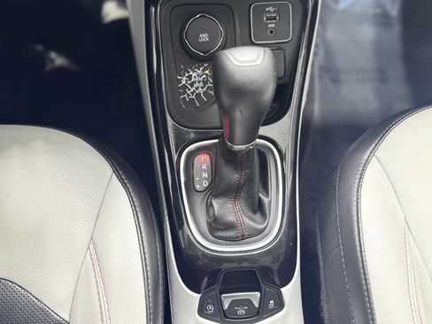 Used 2019 Jeep Compass Limited w/ Safety & Security Group image 22