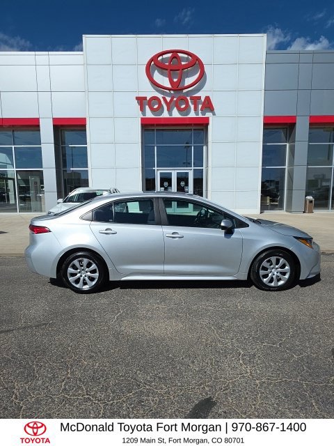Used 2025 Toyota Corolla LE FWD image 6