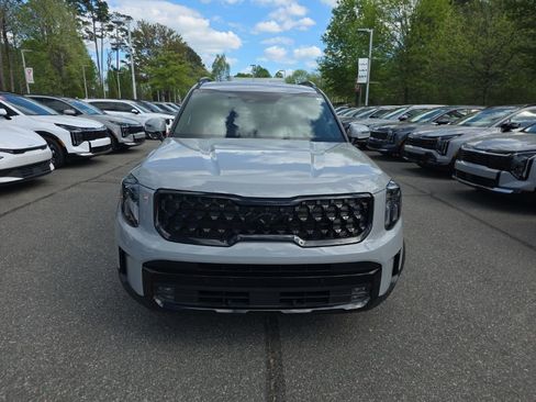 Used 2025 Kia Telluride SX X-Line image 6
