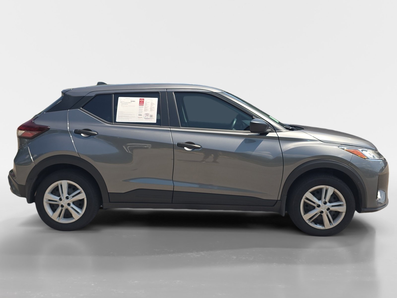 Certified 2025 Nissan Kicks Play S FWD image 7