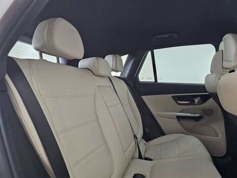 Certified 2025 Mercedes-Benz GLC 350e 4MATIC image 16