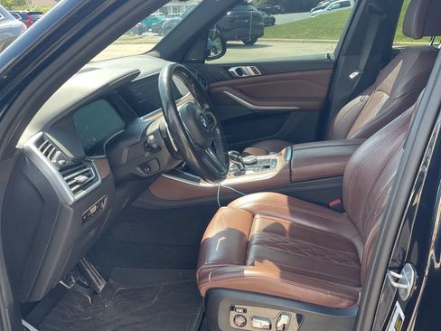 Used 2020 BMW X5 M50i w/ Executive Package AWD/4WD image 3