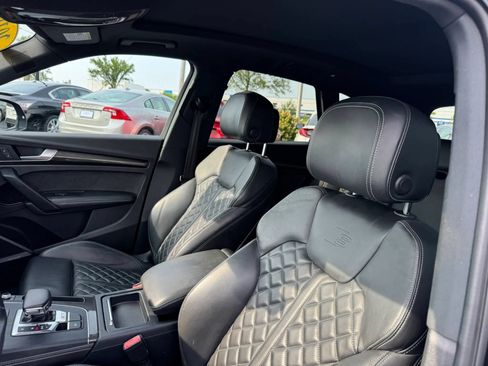 Used 2018 Audi SQ5 Premium Plus w/ Navigation Package AWD/4WD image 10