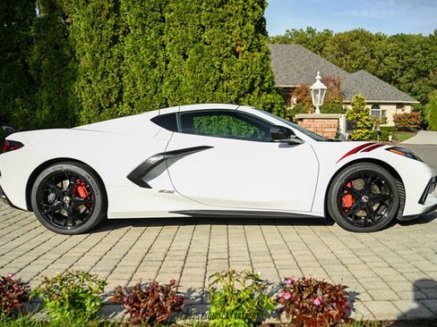 Used 2020 Chevrolet Corvette Stingray Premium Cpe w/ 3LT Preferred Equipment Group image 15