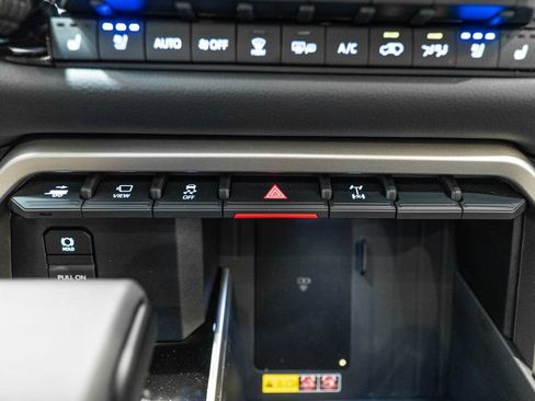 Certified 2026 Toyota Sequoia Limited w/ TRD Off-Road Package AWD/4WD image 32