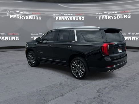 Used 2025 GMC Yukon Denali Ultimate w/ LPO, Floor Liner Package AWD/4WD image 6