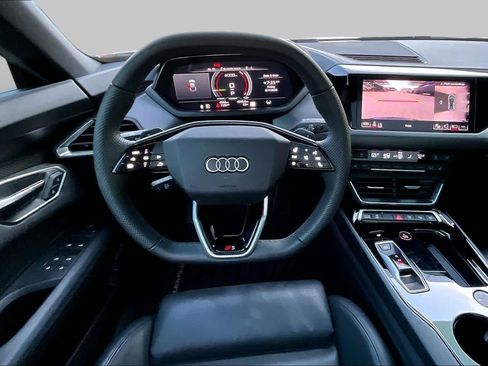 Used 2026 Audi S e-tron GT Premium Plus AWD/4WD image 5