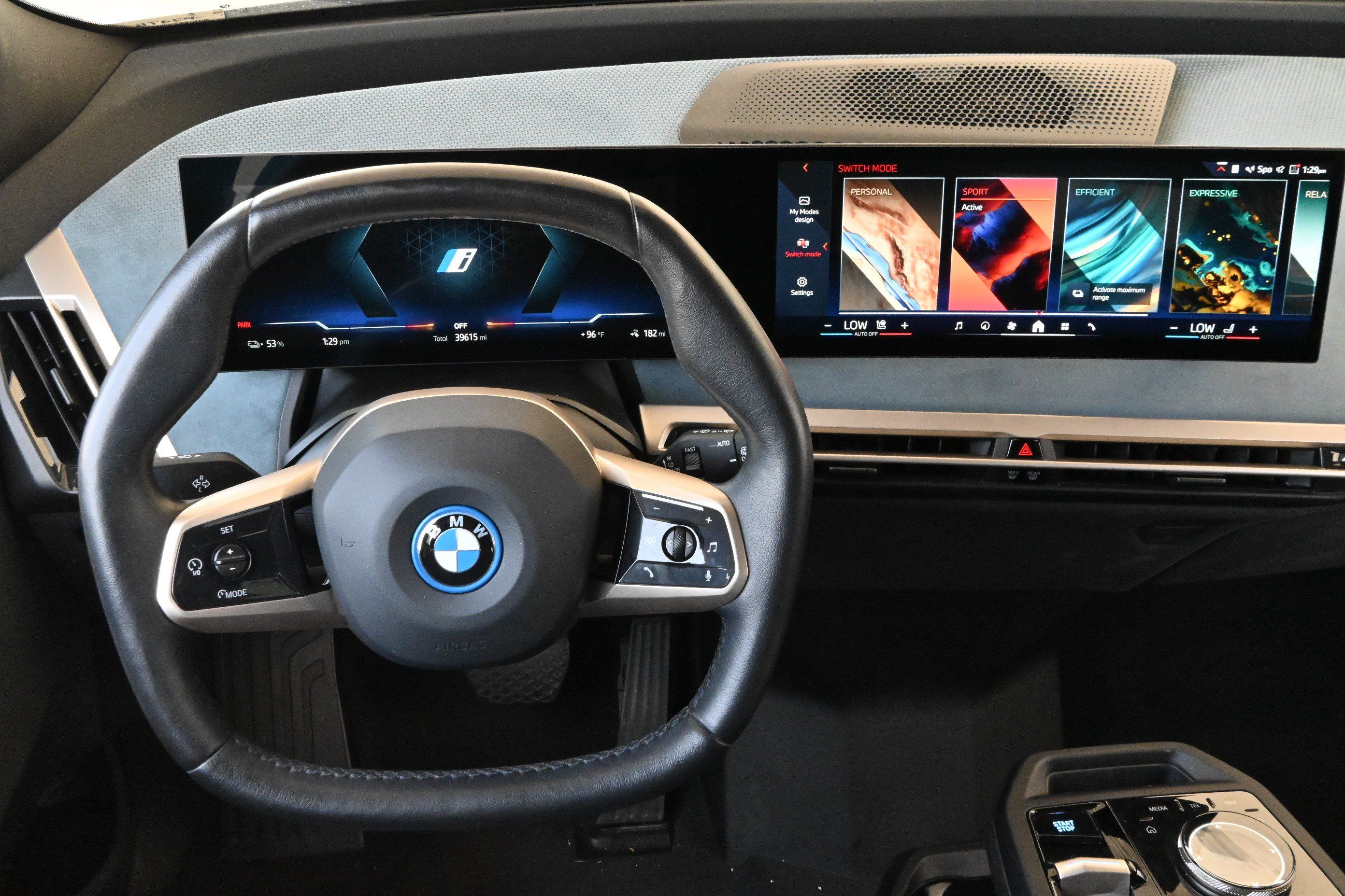 Certified 2024 BMW iX xDrive50 w/ Premium Package AWD/4WD image 15