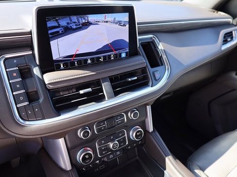 Used 2021 GMC Yukon XL SLT w/ SLT Luxury Plus Package image 15