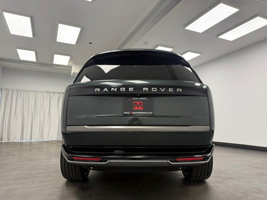 Used 2023 Land Rover Range Rover Long Wheelbase SE AWD/4WD image 11