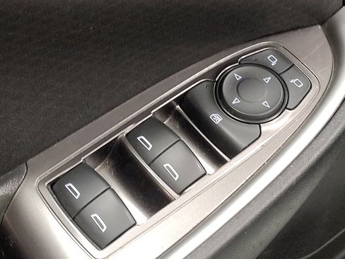 Used 2023 Chevrolet Malibu LS FWD image 27