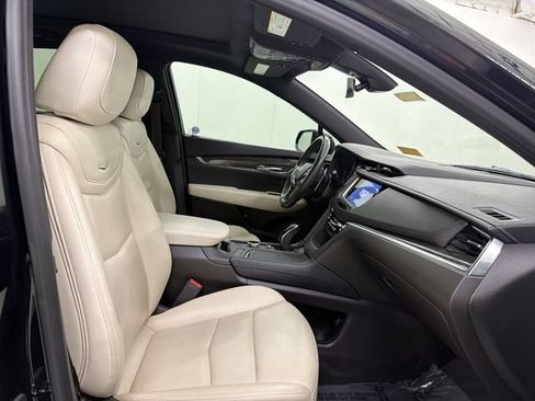 Used 2022 Cadillac XT5 Sportv AWD/4WD image 24