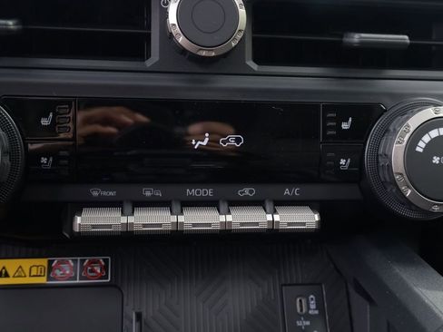 New 2026 Toyota 4Runner TRD Off-Road image 9