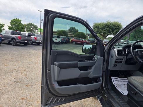 Used 2022 Ford F150 XLT w/ Equipment Group 302A High AWD/4WD image 15