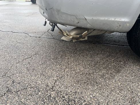 Used 2015 Chrysler Town & Country S w/ Driver Convenience Group image 15