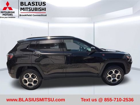 Used 2022 Jeep Compass Trailhawk w/ Trailhawk Elite Group AWD/4WD image 7