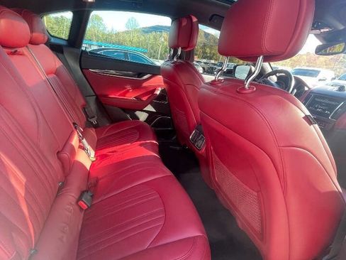 Used 2017 Maserati Levante S image 16