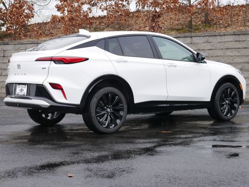 Certified 2024 Buick Envista Sport Touring w/ Convenience I Package image 7