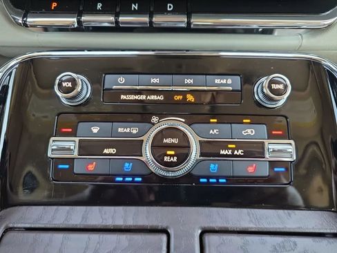 Used 2018 Lincoln Navigator Reserve w/ Technology Package AWD/4WD image 35
