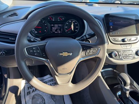 Used 2025 Chevrolet Malibu LT image 23