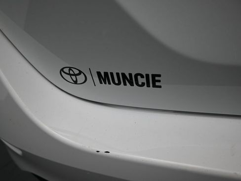 Used 2024 Nissan Sentra SV FWD image 34