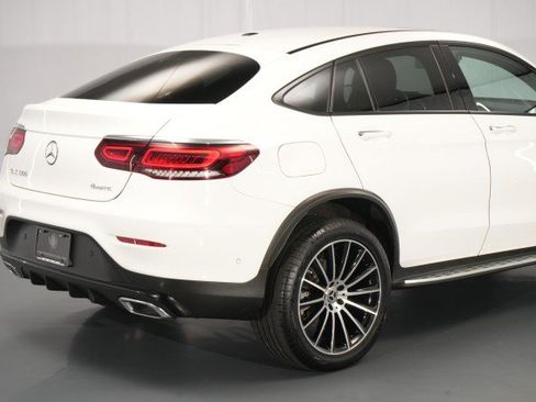 Used 2022 Mercedes-Benz GLC 300 4MATIC Coupe image 14