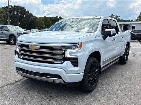 Certified 2026 Chevrolet Silverado 1500 High Country AWD/4WD image 4