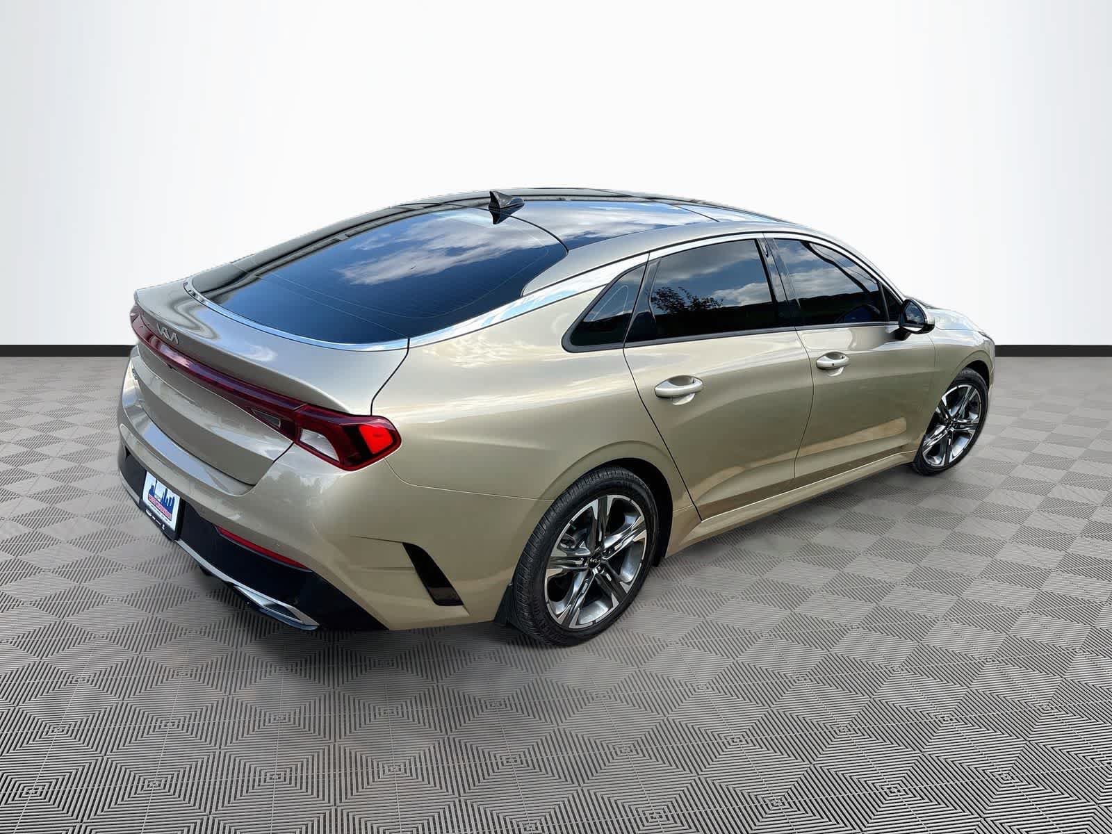 Used 2022 Kia K5 EX FWD image 5