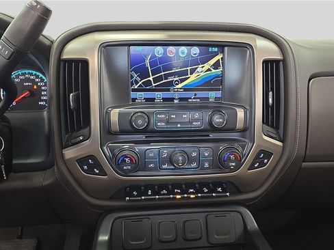 Used 2018 GMC Sierra 1500 Denali w/ Denali Ultimate Package AWD/4WD image 21
