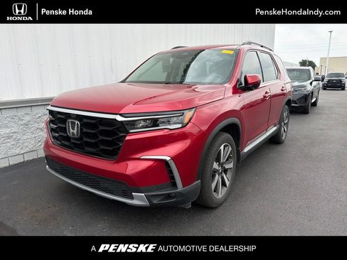 Used 2023 Honda Pilot Elite image 1