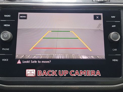 Used 2019 Volkswagen Tiguan SEL image 23