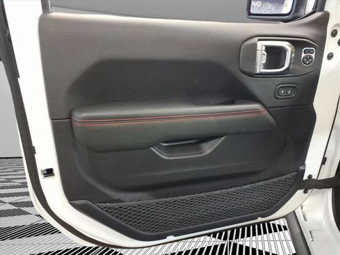 New 2026 Jeep Wrangler Unlimited Rubicon 392 image 16