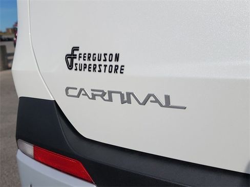 New 2026 Kia Carnival image 5