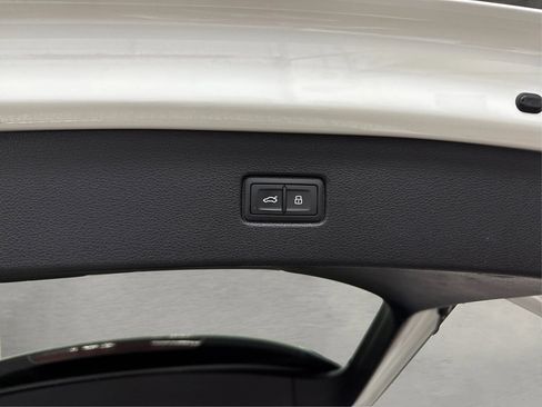 Used 2022 Audi Q7 3.0T Premium image 20